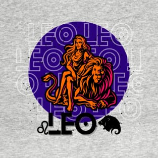 LEO August Zodiac - Astrology Birthday Gift for Women, Horoscope, sun/moon sign, star sign, tarot, Chinese zodiac, celestial, galaxy lovers. T-Shirt